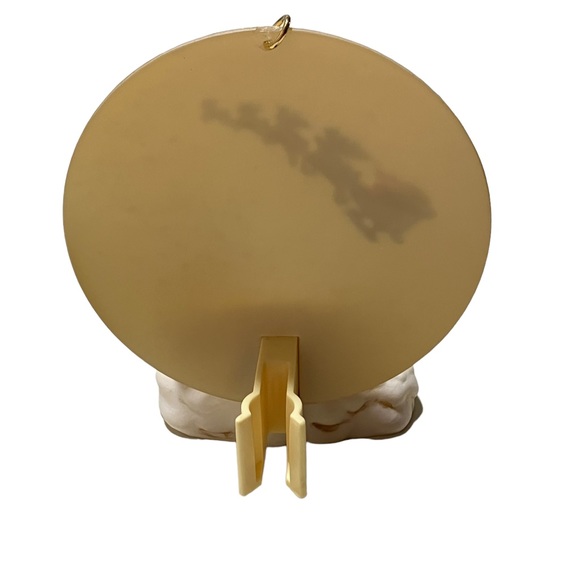 Hallmark Keepsake Ornament Collector's Club 1997 Happy Christmas To All - Picture 3 of 6